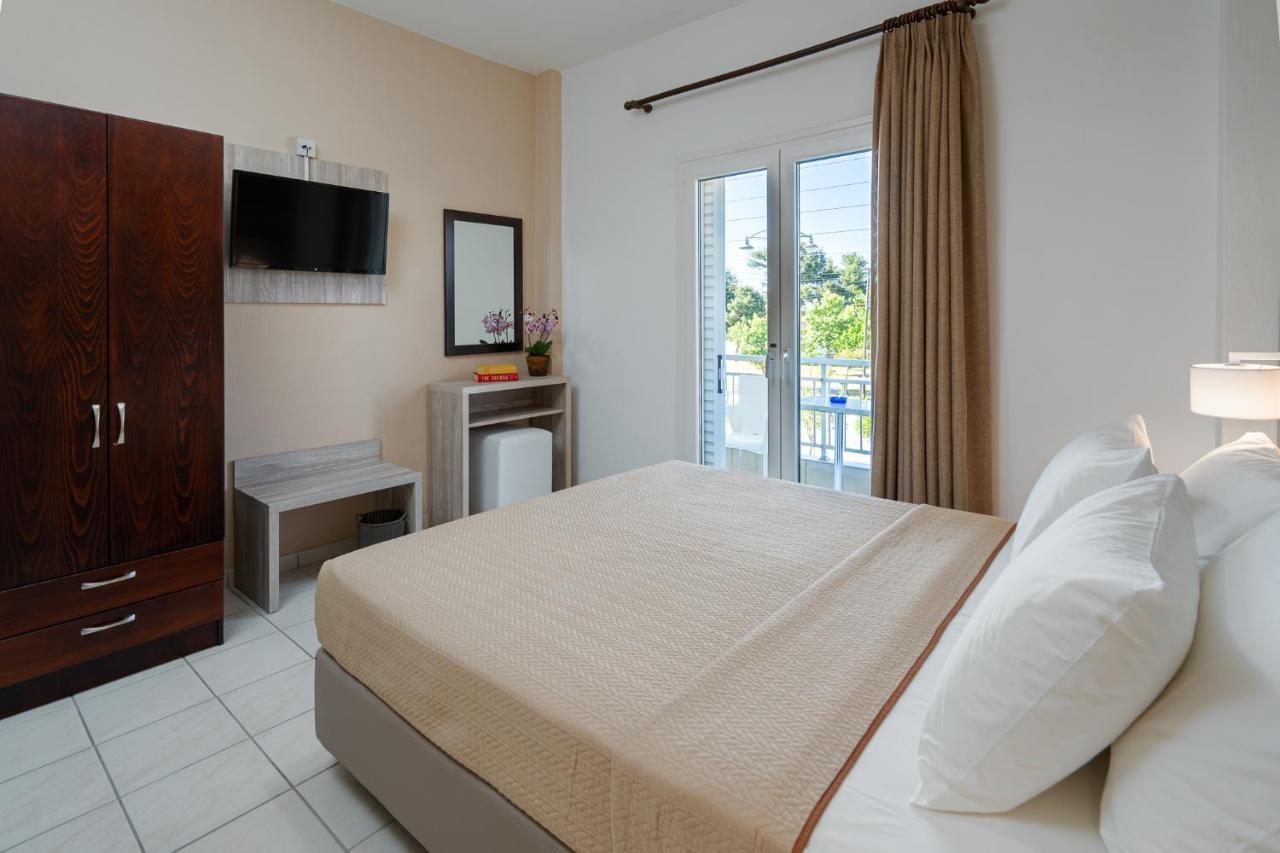 Hotel Grekas 尼欧波洛伊 外观 照片