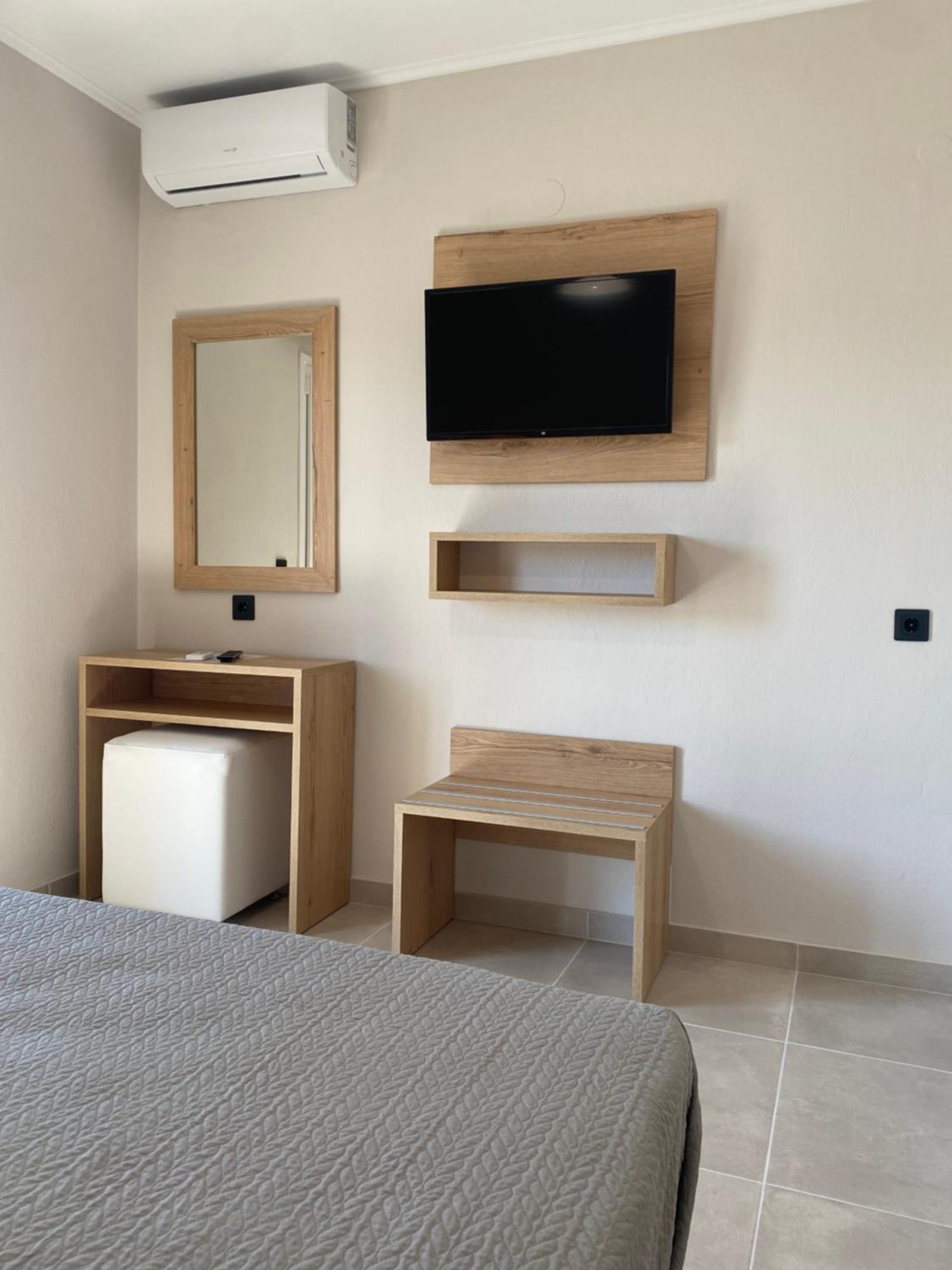 Hotel Grekas 尼欧波洛伊 外观 照片