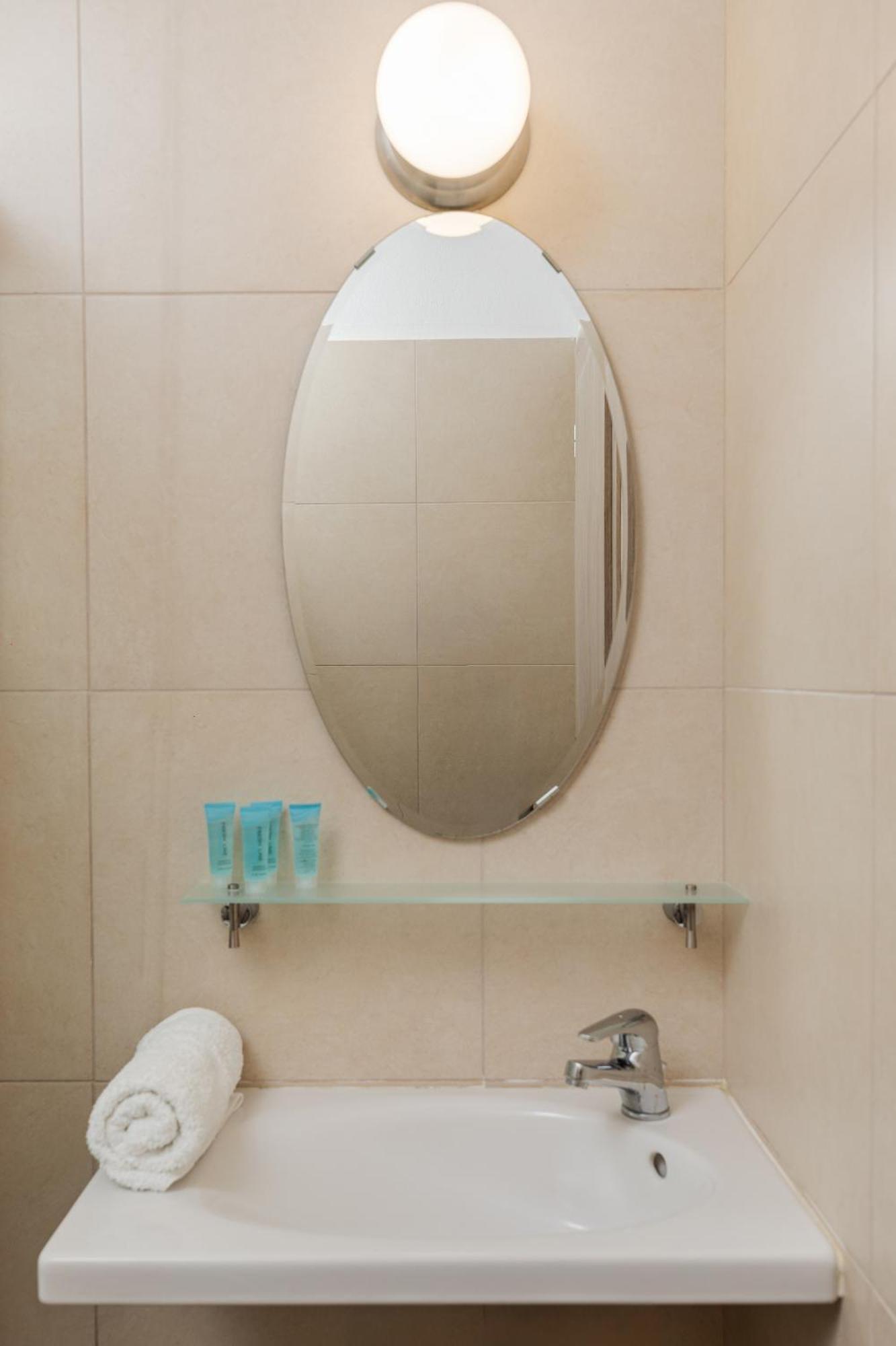 Hotel Grekas 尼欧波洛伊 外观 照片